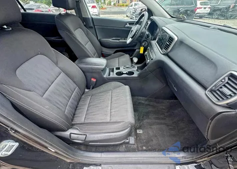 2020 Kia Sportage Lx z USA, uszkodzony, nr VIN KNDPM3AC8L7823462